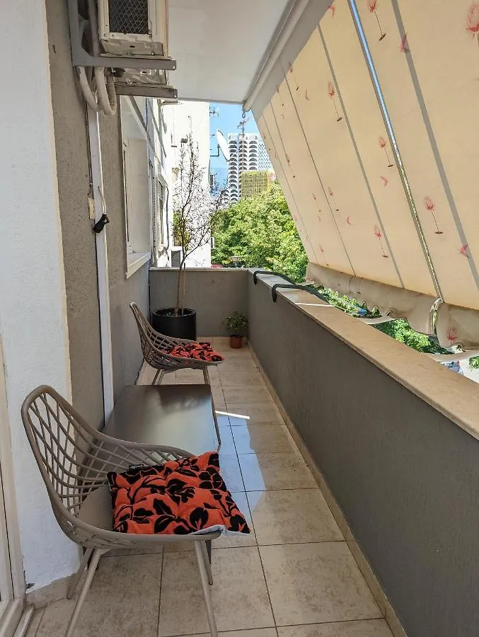 Appartamento Downtown Retreat 