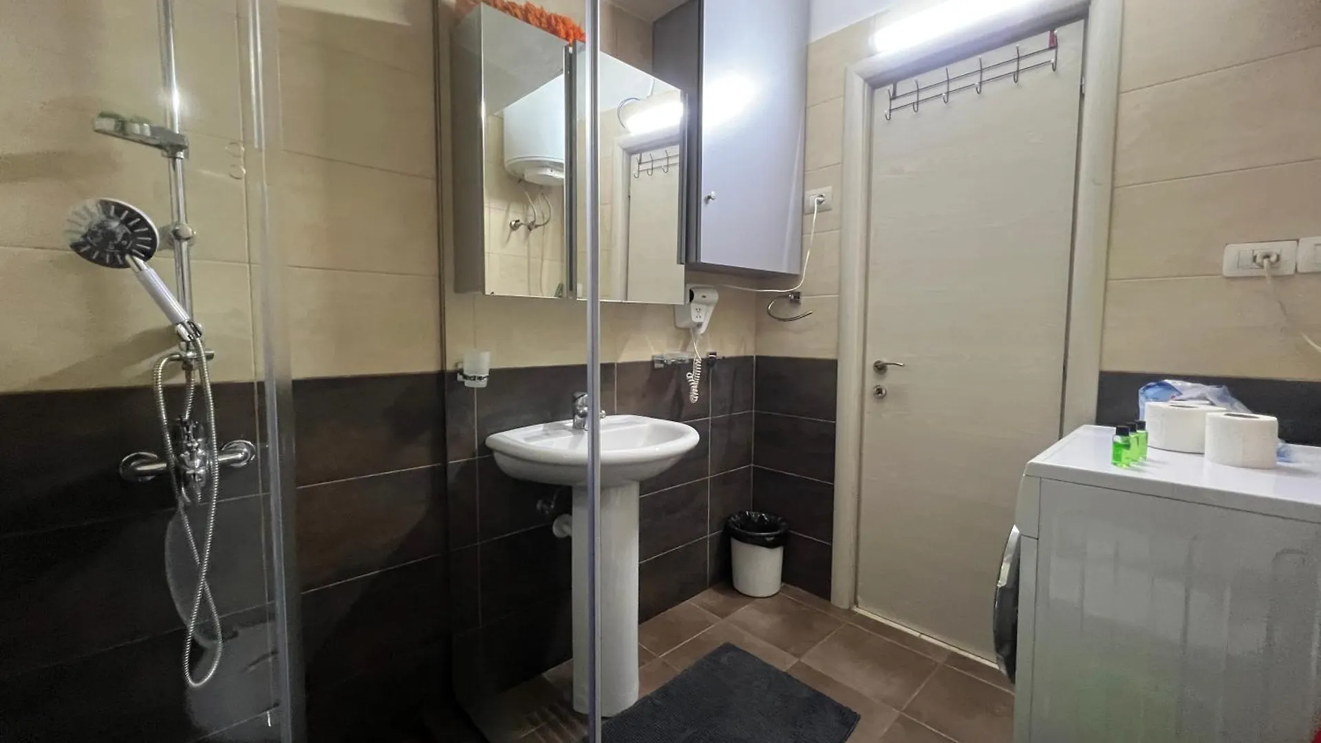 Apartament Downtown Retreat 
