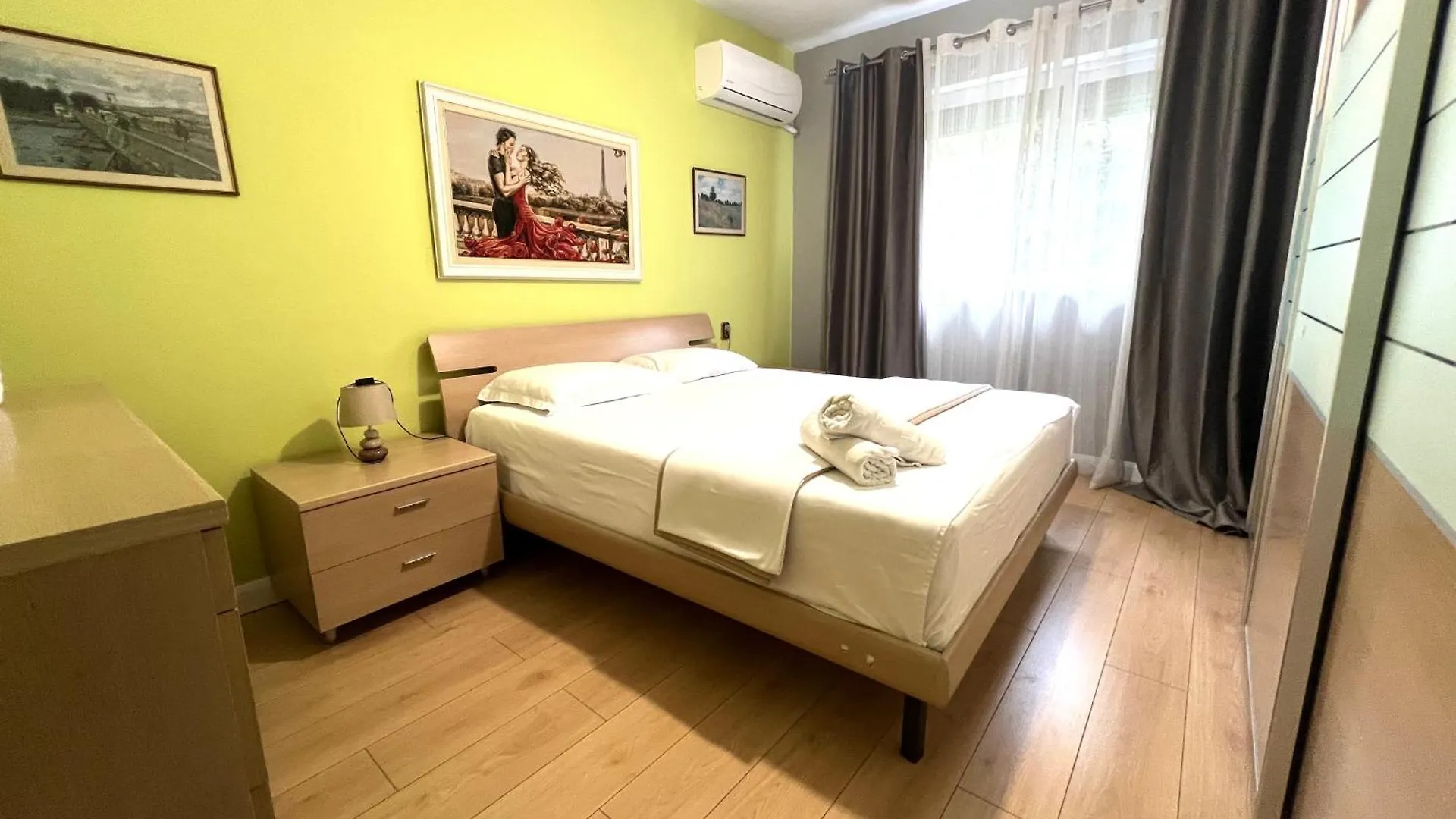 Appartamento Downtown Retreat 