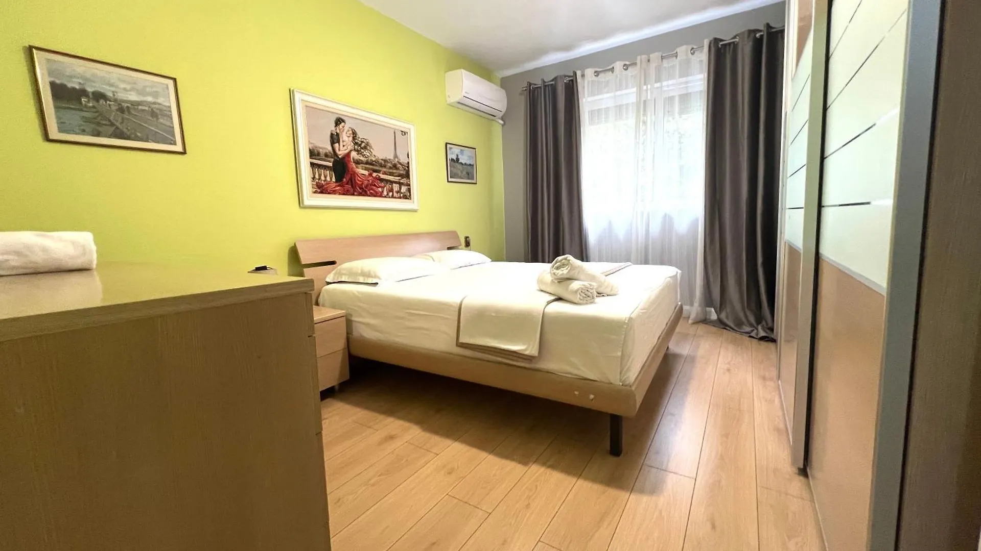 Appartamento Downtown Retreat 