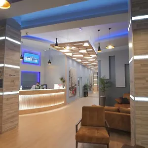 Hotel Granda, Yzberishti